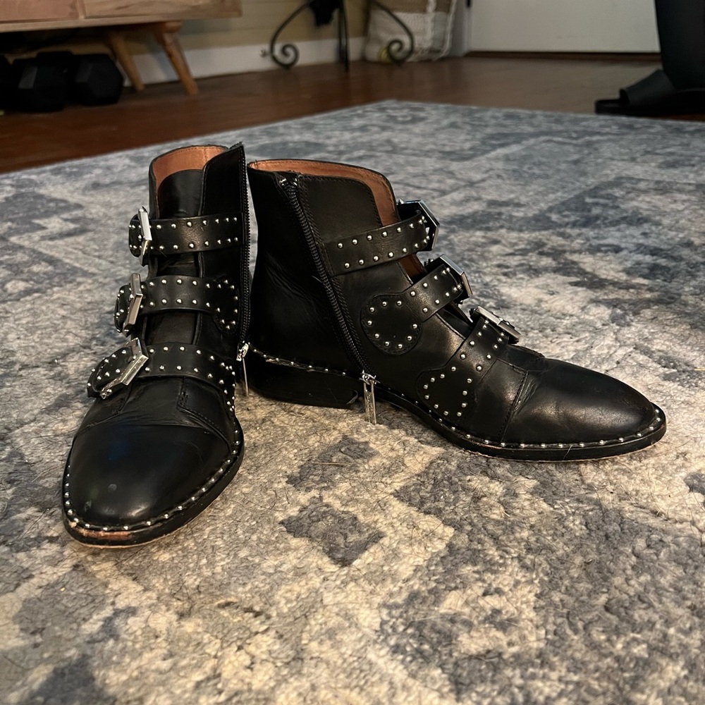Gianni Bini boots